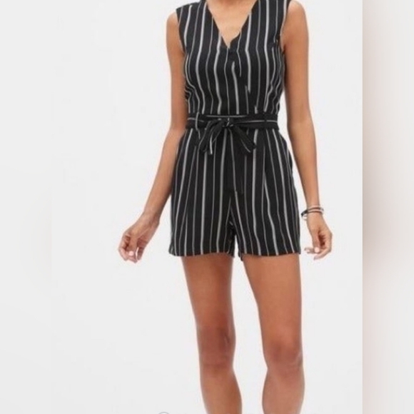 Banana Republic Pants - NWT Banana Republic Rumper